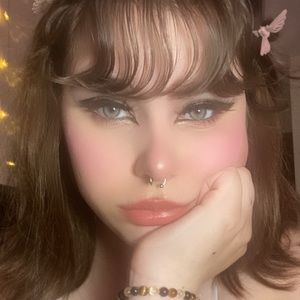 Meet your Posher, Riley